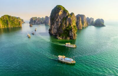 tour thăm vịnh hạ long