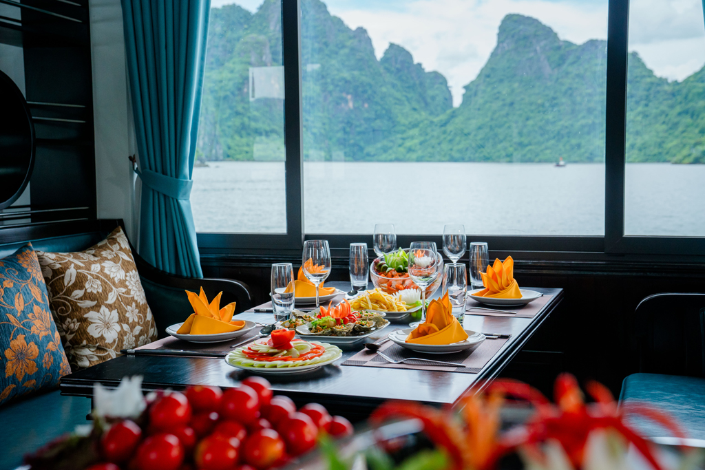 du thuyền 5 sao, 48 chỗ Sao Mai - Dragon Cruise