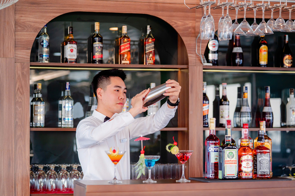 du thuyền hà bình star