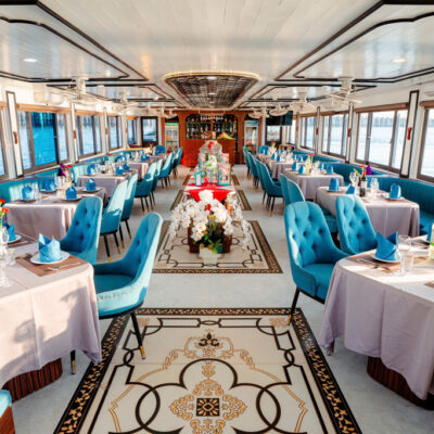 tàu thăm vịnh hạ long 1 ngày