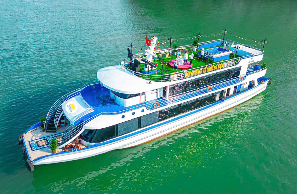 du thuyền 5 sao Hạ Long 4 tiếng